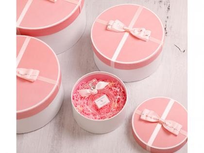 Round Pink Jewelry Boutique Gift Box