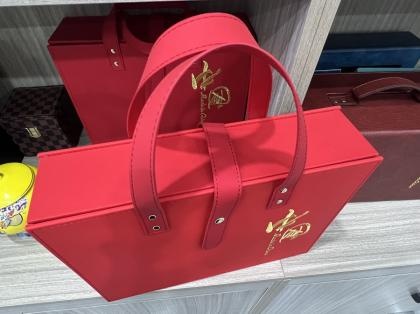 OEM e ODM Leather Acrylic Box Jewlery Box Leather Leather Box Dyson in vendita